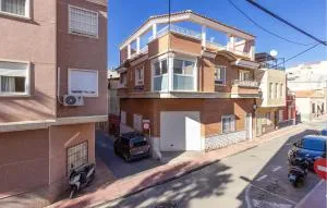 Amazing Apartment In Santa Pola - Tabarca