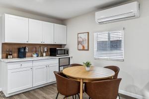 Phoenix Mountain Retreat