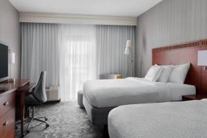 Courtyard Philadelphia Willow Grove