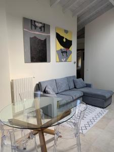 Garda Girasole trilocale a due passi dal lago con posto auto privato