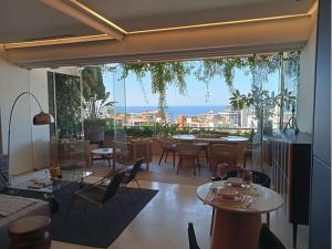 The Jungle - SOHO luxury with full kitchen