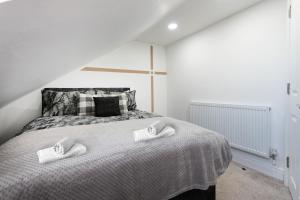 5 BR, 3 BA, Contractors Relocations Families, Free unlimited Wi-Fi, Parking