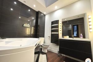 Maisons de vacances Les Bains de Trouville - Standing - Hypercentre : photos des chambres