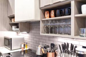 Urban Modern Living PERFECT for long term stays