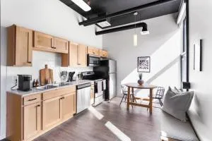Designer Loft Downtown with WiFi 210 - Spokane