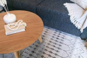 Designer Loft Downtown with WiFi 210