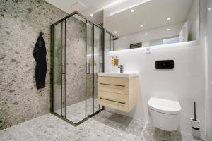 City Relax Apartments with FREE parking, 10 mins walk to city centre