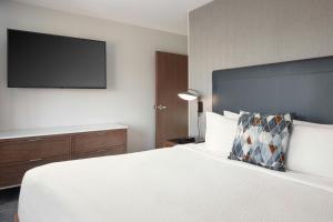 Courtyard Farmington