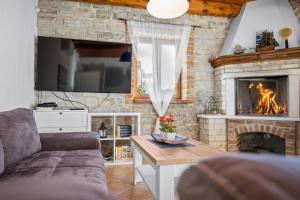 Villa Sonne in Central Istria for 8 people - pet friendly with private pool