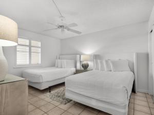 Hidden Dunes Condominium 0606 by Newman-Dailey