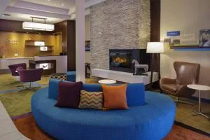 贝尔维尔费尔菲尔德客栈 - 贝尔维尔