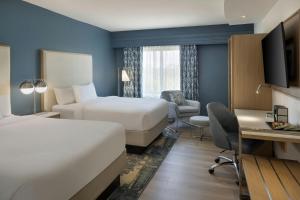 Queen Room with Two Queen Beds room in Courtyard by Marriott Sandestin at Grand Boulevard