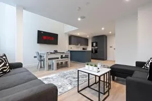 Central modern Luxury Duplex 2-bedroom apartment - Central Station