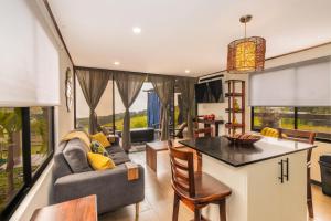 Ventana Paraíso Cabaña con Jacuzzi