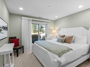 Chatham Crossing bySeasons Resort Lodging