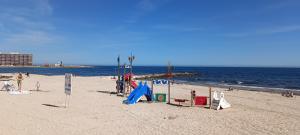 Beach location and pool-Torrevieja-PMT11