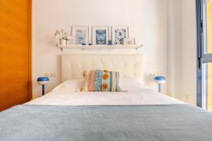 Explore Málaga from a Modern Apartment