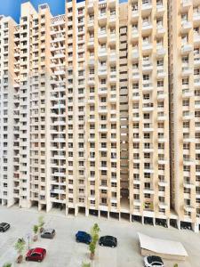 Eagles Nest Beautiful 2 BHK AC flat Baner Pune