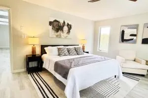 Lux Seaside Retreat Steps to Beach - North Cape May