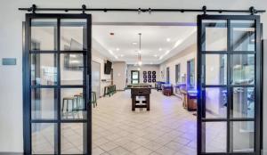 Landing at Willow Glen Lofts - 2 Bedrooms in Willow Springs