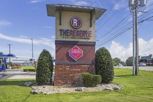 Landing at The Reserve at Elm - 2 Bedrooms in Jenks