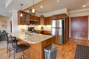 Alluring Manson Lakeside Condo with Shared Pool!