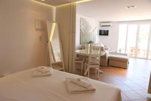 The Infinity 180 Luxury Suites Alonissos Greece