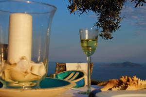 The Infinity 180 Luxury Suites Alonissos Greece