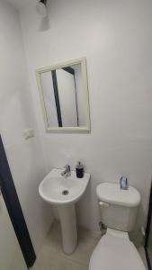 Bambu hostal - Alojamiento a pasos del mall y centro