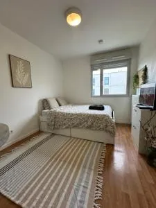 Charmant studio à 20min de Paris - 克雷泰伊