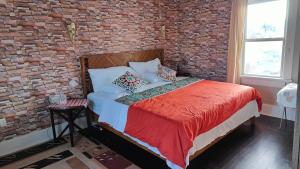 Moroccan Pearl Luray VA