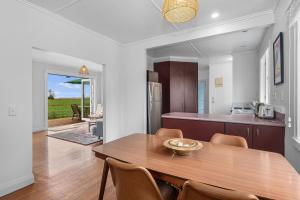 Serene Cove Escape - Waipu Holiday Home