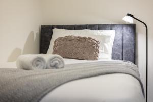 Lethbridge Villa 49 Apartment 2 Super Fibre WiFi, free parking