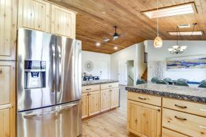 Castle Rock Views Sedona Retreat with Hot Tub!