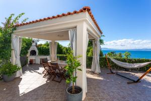 Apartment Njivice 5295b