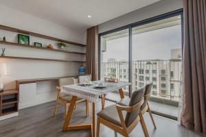 Lakeside High Floor Studio Vinhomes DCapitale C2