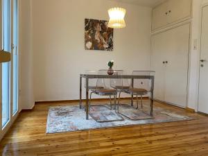 Modern, centrally located apartment