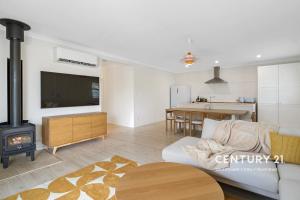 Just Beachy - Aldinga Beach - C21 SouthCoast Holidays