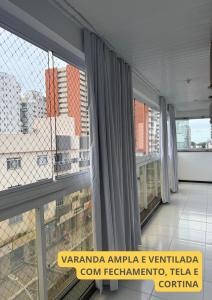 Apto Amplo e Perto da Praia