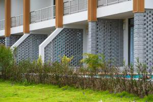 Koh Talu On Shore Hotel & Resort