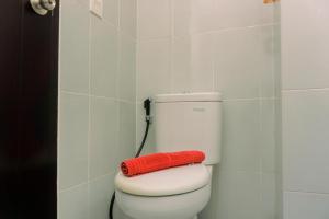 Elegant and Nice Studio Casa De Parco Apartment near ICE BSD By Travelio