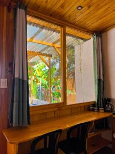 Cabañas del Lago, interior