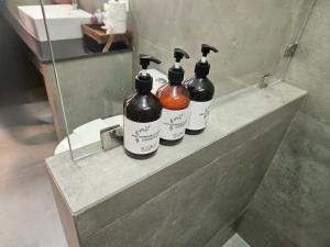 8 Bedroom Monkey Villa Room 203