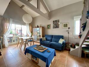 Spacieux T1 bis à Cambo-les-Bains avec terrasse, animaux admis, parking et Wi-Fi - FR-1-495-147