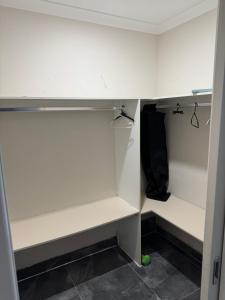 Mahzan on Dromana Master Bedroom