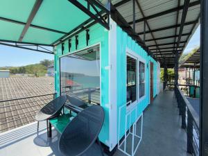 C smile samed resort