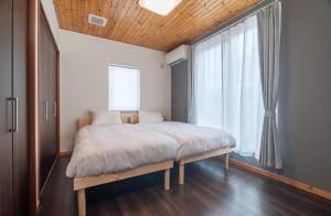 札幌市中心 中島公園旁 三房 2廁所 2淋浴間 最大8人 可停3台車 近市電徒步2分鐘