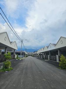 V-Home Taiping, 3BR, 7pax, Full Aircond, Wifi & Netflix, Early Bird Promo