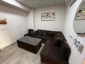 Delhi-Punjab-Himachal Stopover-5 Min Airport - On Chandigarh Highway