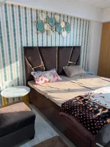 ManiKU Vlogs Dil Punjabi - Manī Mājra